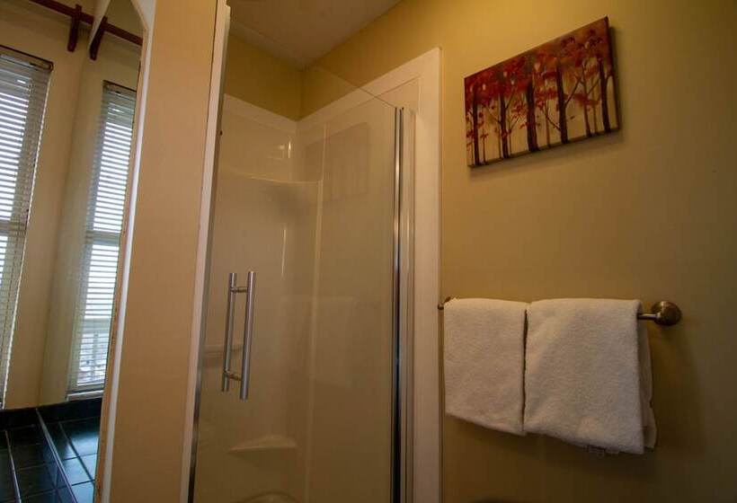 4br Mountain View Cabin