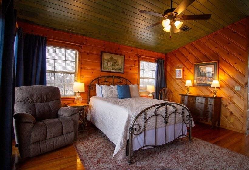 4br Mountain View Cabin