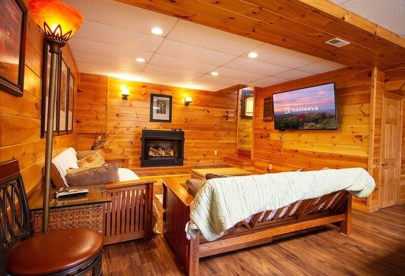 4br Mountain View Cabin
