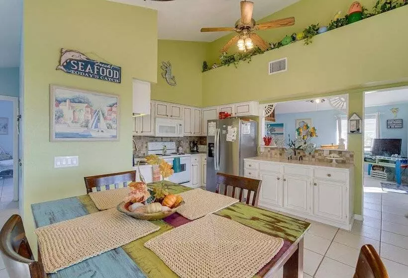 Little Gasparilla Island Paradise: Walk To Beach!