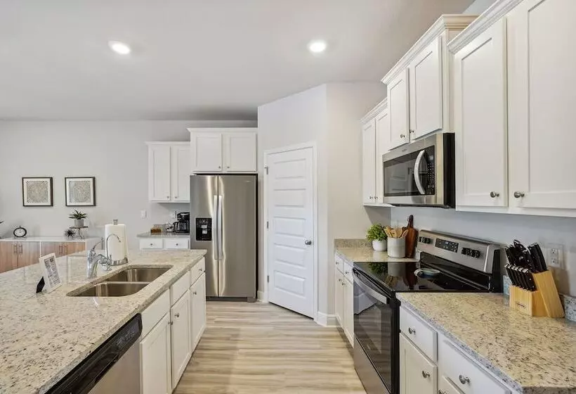 Port St Joe Escape W/ Golf Cart & Pool Access