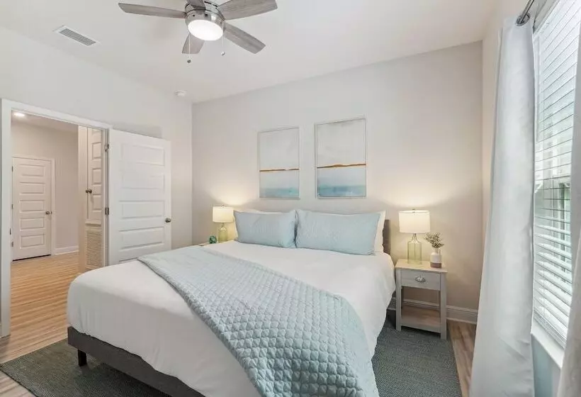 Port St Joe Escape W/ Golf Cart & Pool Access