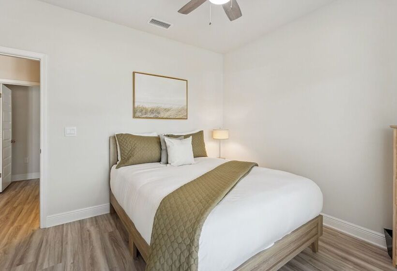 Port St Joe Escape W/ Golf Cart & Pool Access