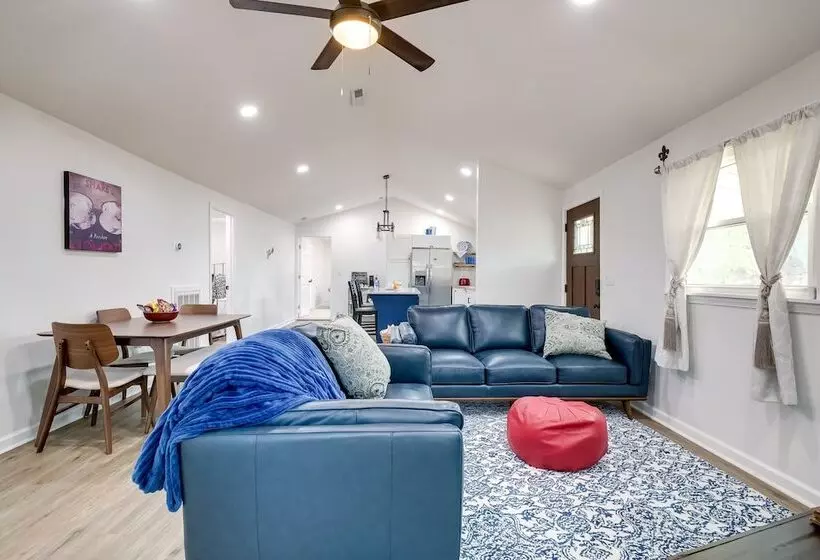 Charming Country Cottage In Goodspring!