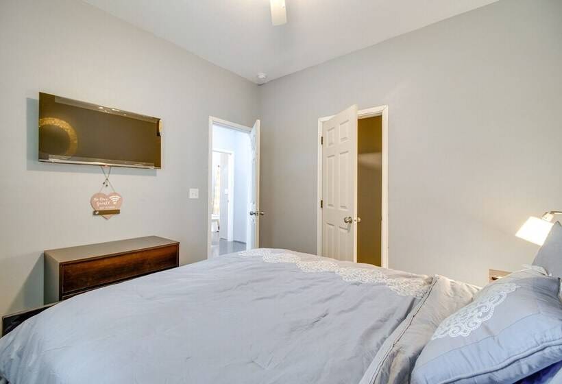 Charming Home Near Cherokee Riverside State Park!