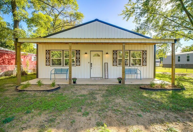 Charming Home Near Cherokee Riverside State Park!