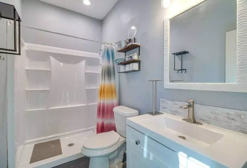 Charming Home Near Cherokee Riverside State Park!