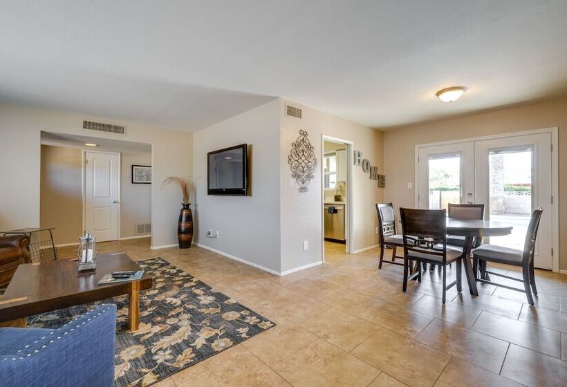 Charming Tempe Home W/ Pool & Putting Green!