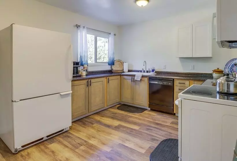 2 Mi To Dtwn: Prescott Gem W/ Patio & Views!