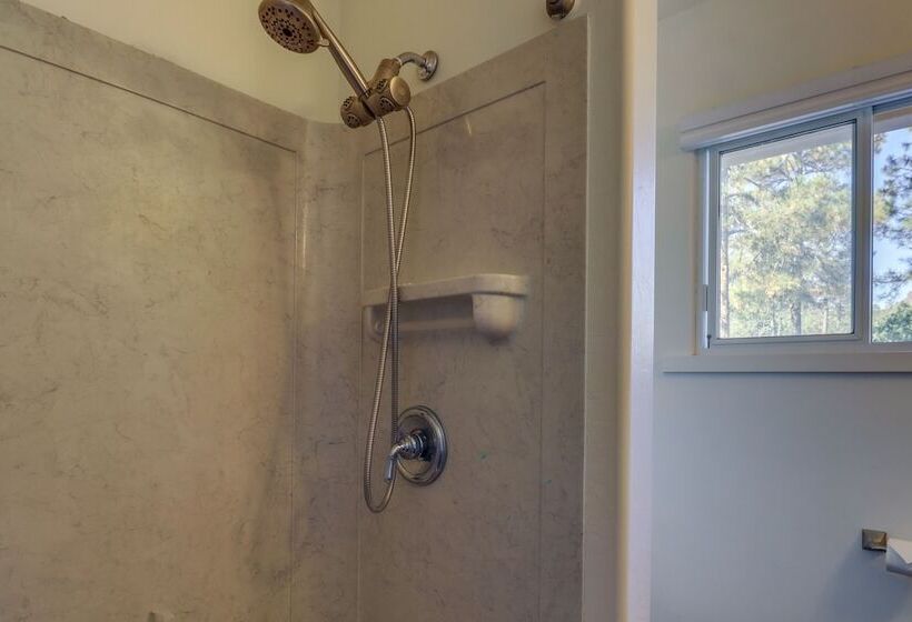 2 Mi To Dtwn: Prescott Gem W/ Patio & Views!