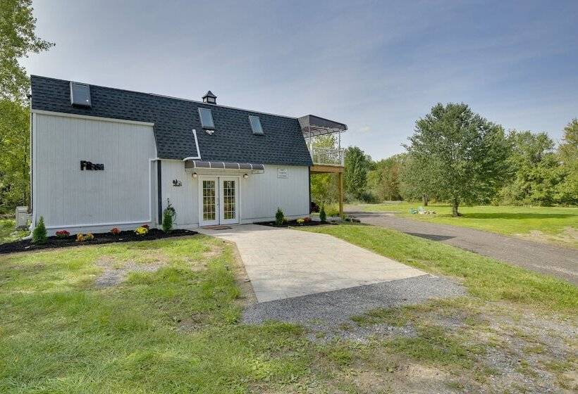 19 Mi To Thunder Ridge Ski Area: Home W/ Fire Pit