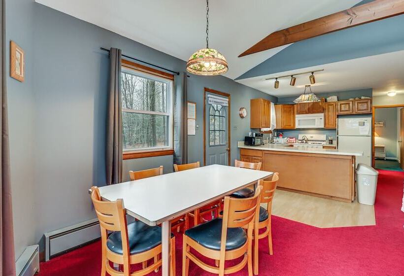 6 Mi To Jack Frost Ski Resort: Family Home W/ Deck