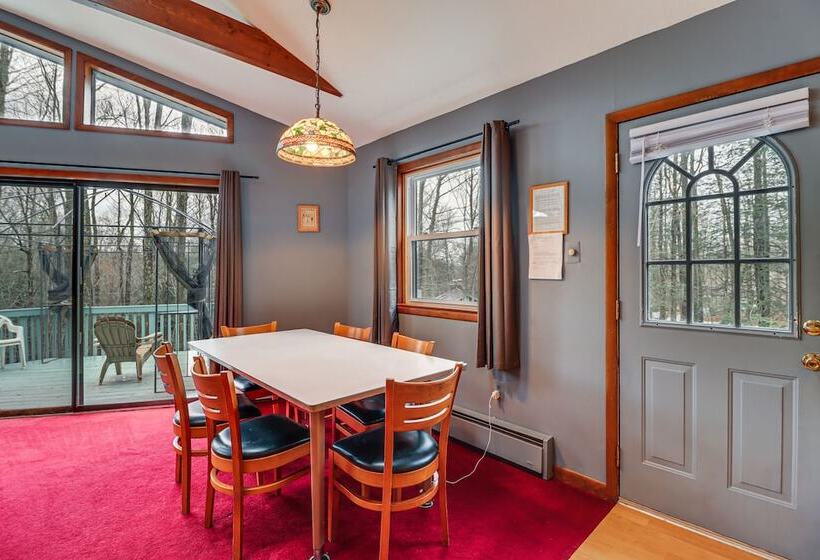 6 Mi To Jack Frost Ski Resort: Family Home W/ Deck