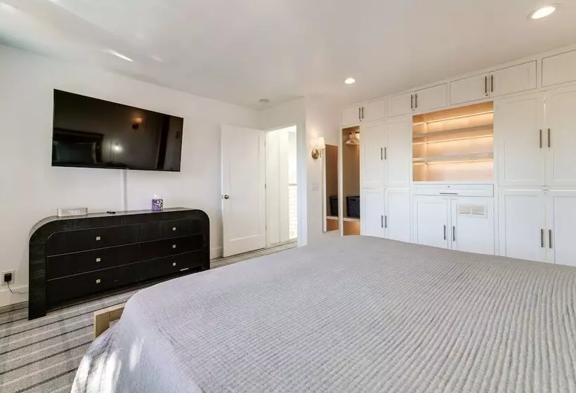 Gorgeous Tahoe City Home W/ Views, Steps To Beach