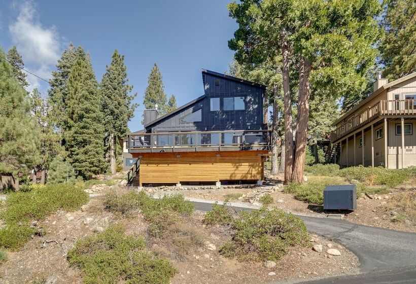Gorgeous Tahoe City Home W/ Views, Steps To Beach