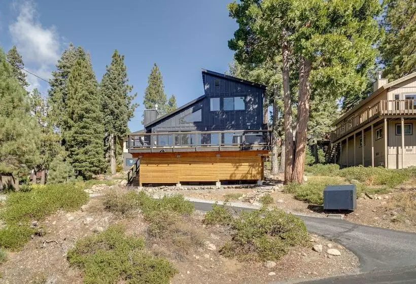 Gorgeous Tahoe City Home W/ Views, Steps To Beach