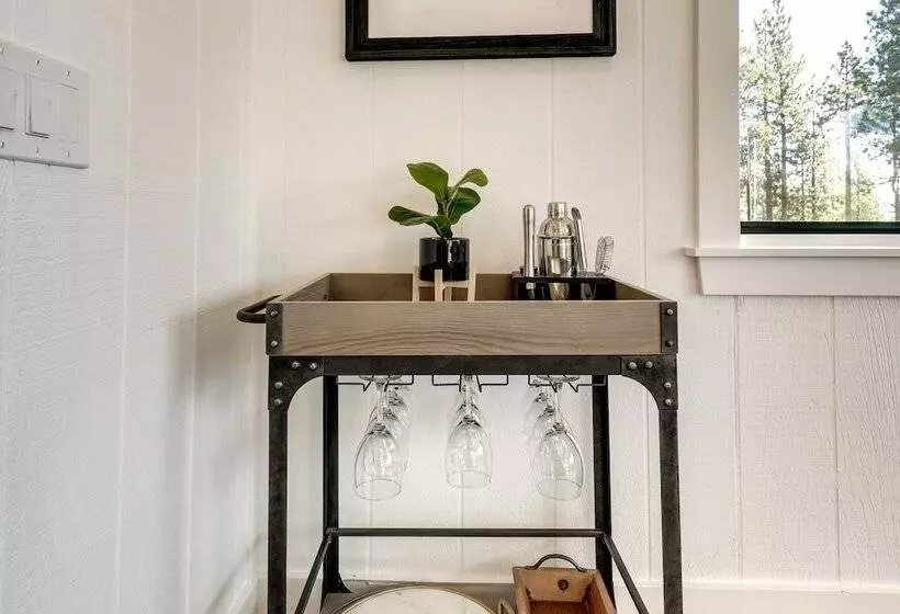 Gorgeous Tahoe City Home W/ Views, Steps To Beach