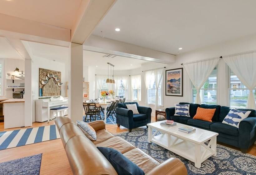 Historic Bar Harbor Home ~ 2 Blocks To Main St!