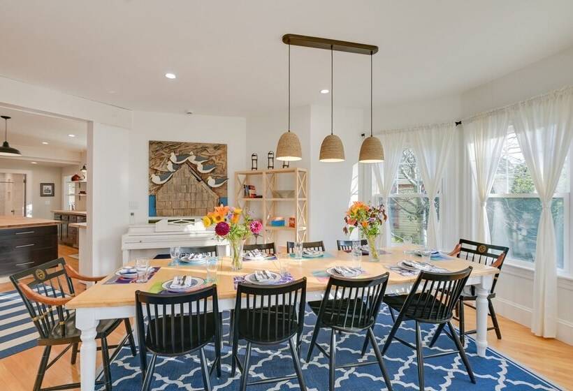 Historic Bar Harbor Home ~ 2 Blocks To Main St!