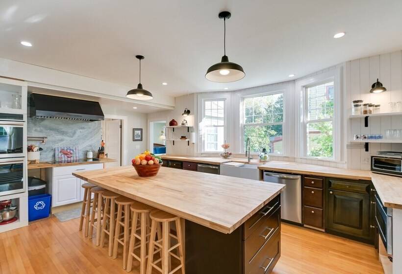 Historic Bar Harbor Home ~ 2 Blocks To Main St!