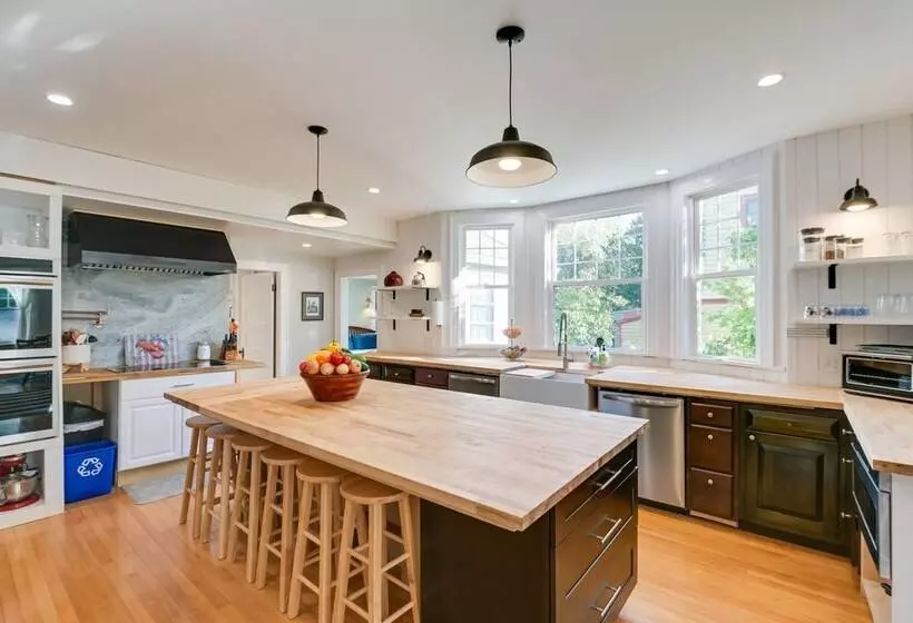 Historic Bar Harbor Home ~ 2 Blocks To Main St!