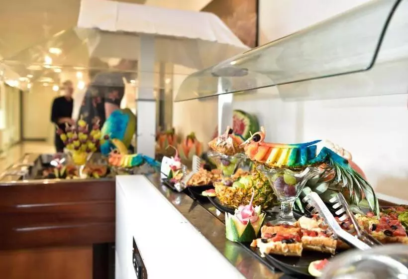 ホテル Bellevue Sardinia Resort, Affiliated by Meliá