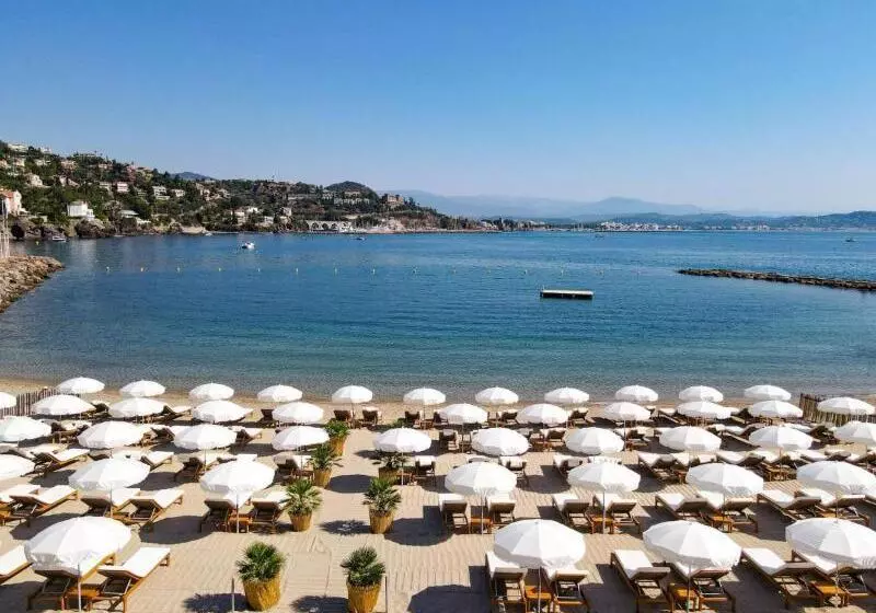 Hotelli Château De Théoule