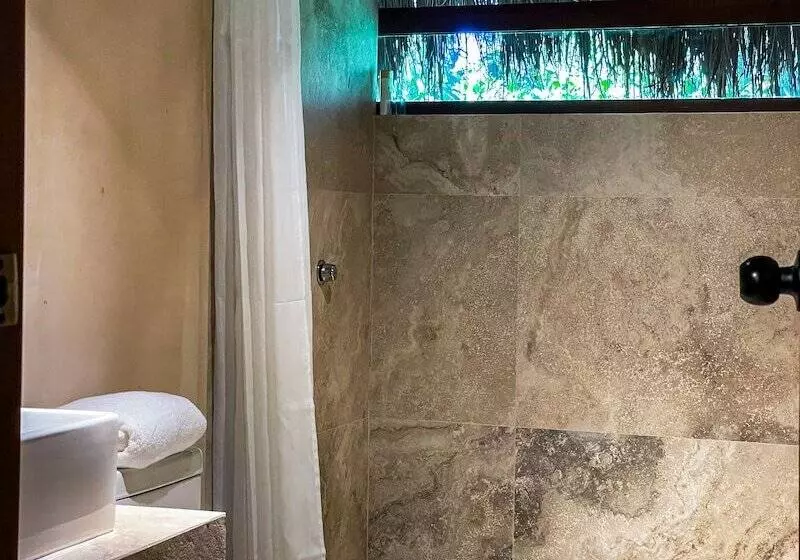 Hotelli Treehouse Tulum H2ojos