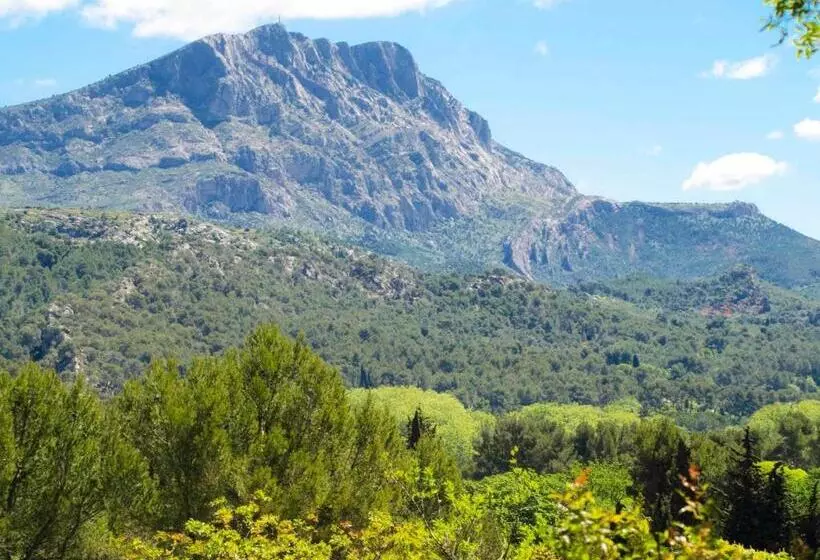 Hotelli Ibis Styles Cabriès Aix En Provence Tgv