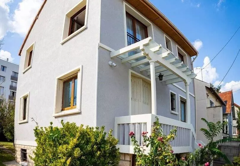 Hotelli Résidence Artemis Paris Orly Aéroport