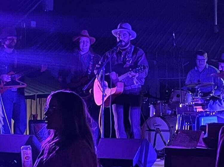 فندق The Gold Mine