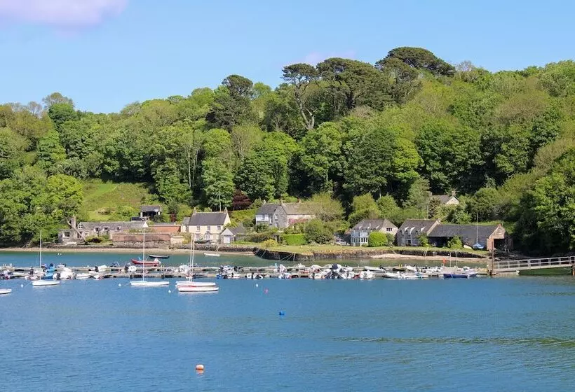 Hotelli The Shipwrights Arms