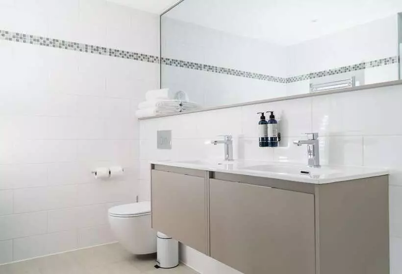 Hotelli The Shipwrights Arms