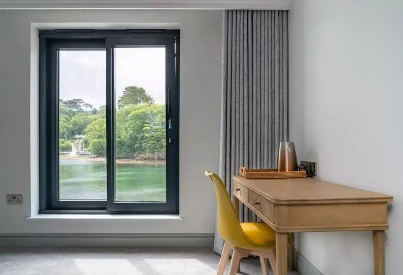 Hotelli The Shipwrights Arms