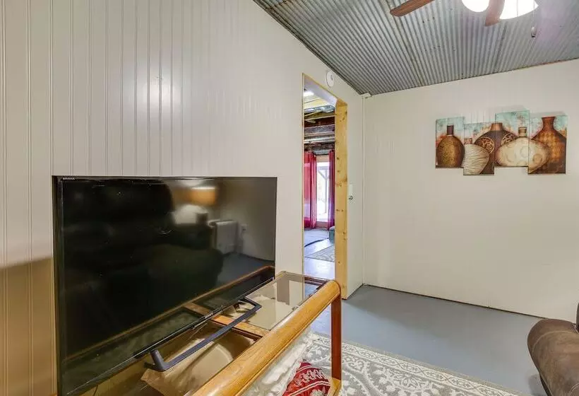 Lead Hideaway W/ Fireplace, Grill & Deck!