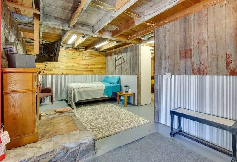 Lead Hideaway W/ Fireplace, Grill & Deck!