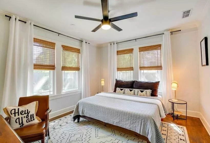 Walk To Dtwn:  Tyler Tudor  W/ Backyard