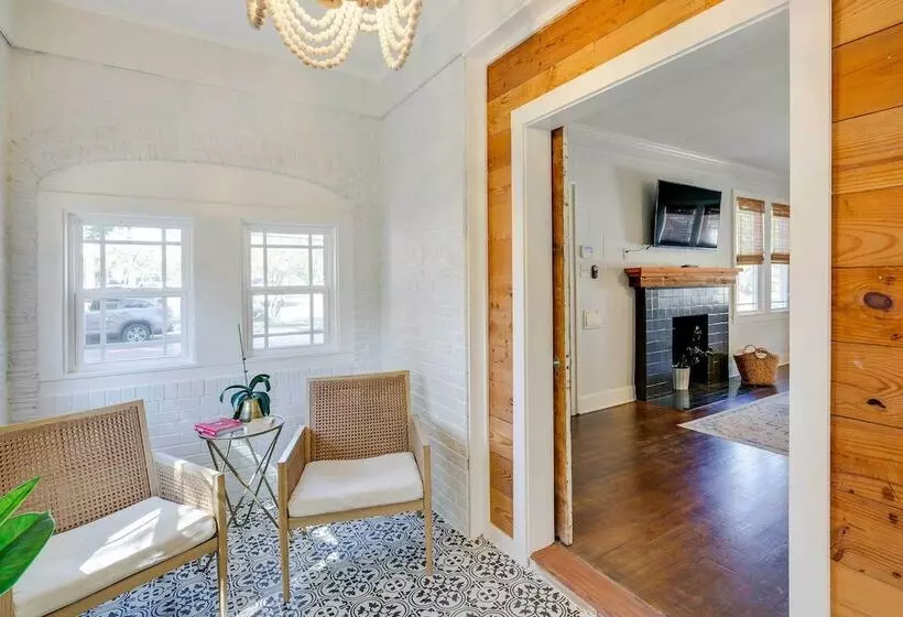 Walk To Dtwn:  Tyler Tudor  W/ Backyard