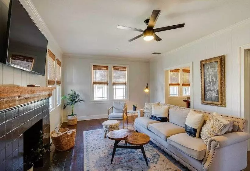 Walk To Dtwn:  Tyler Tudor  W/ Backyard