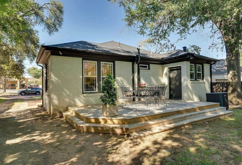 Walk To Dtwn: Tyler Tudor W/ Backyard