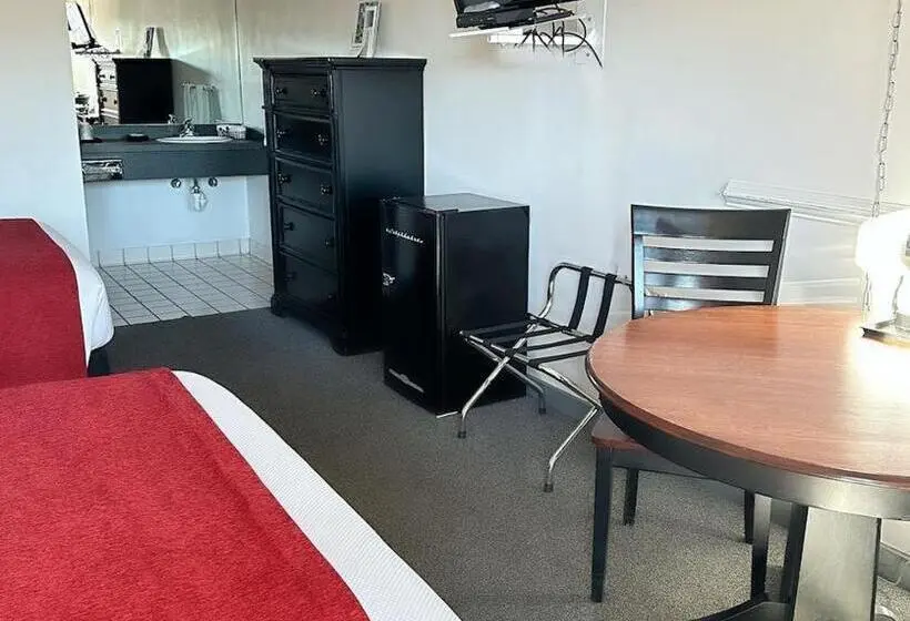 Motelli Riverside Suites
