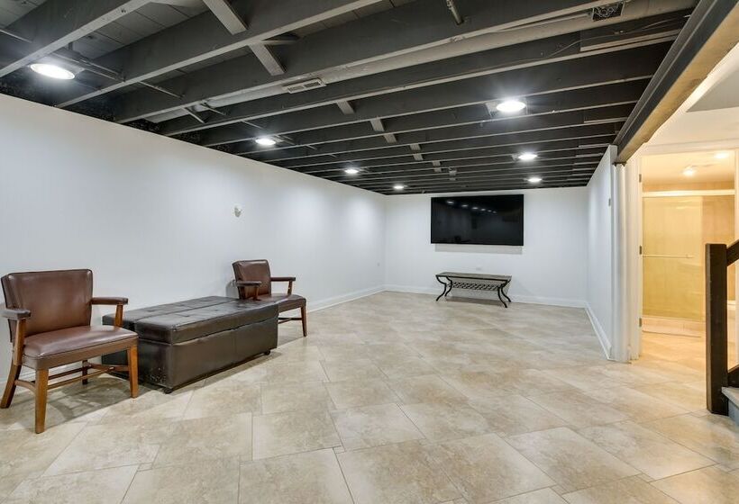 Park Ridge Vacation Rental: 17 Mi To Chicago