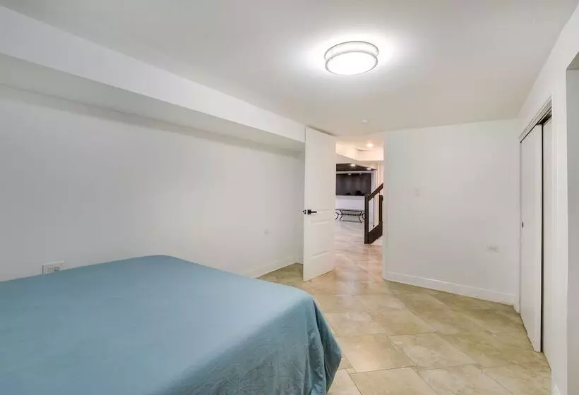 Park Ridge Vacation Rental: 17 Mi To Chicago