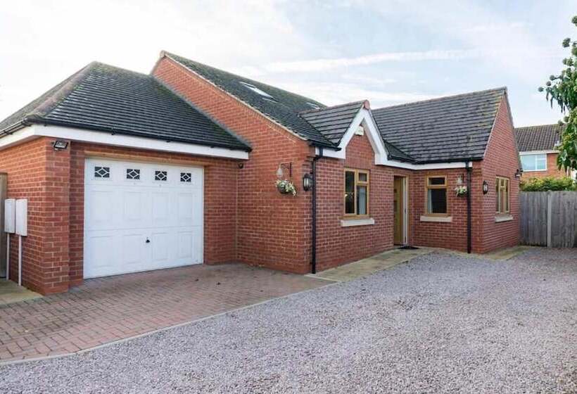بنسيون Innsworth House