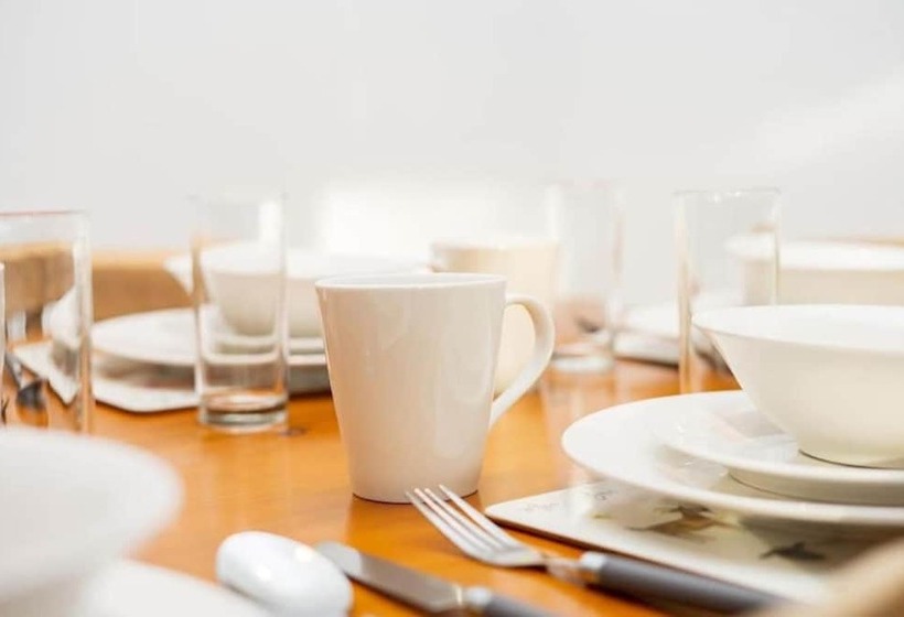 بنسيون Innsworth House