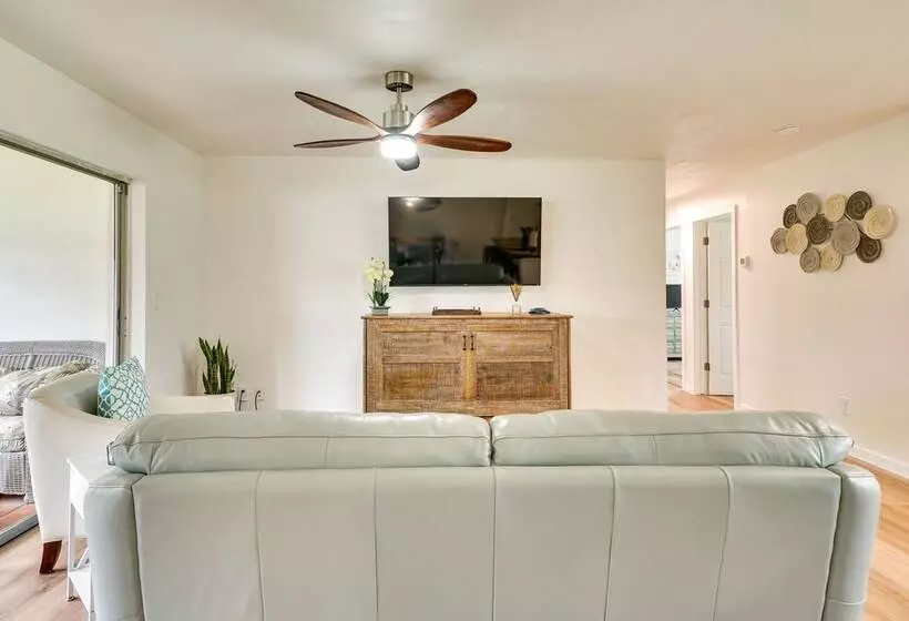 Hot Tub & Fire Pit: Pet Friendly Cape Coral Home