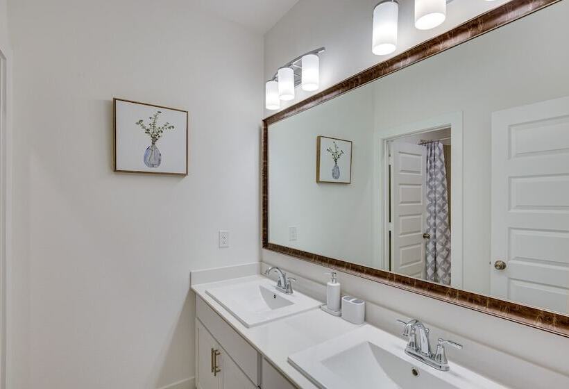 Pet Friendly Fate Home W/ Yard & Fireplace!