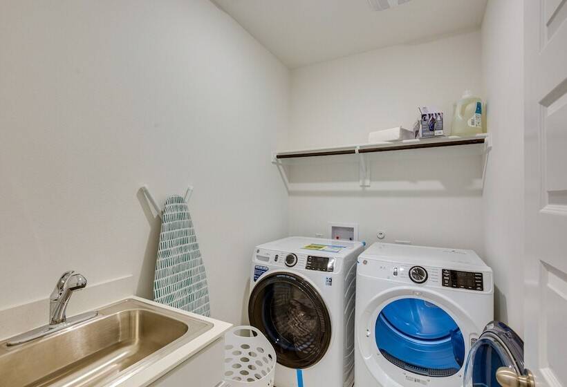 Pet Friendly Fate Home W/ Yard & Fireplace!