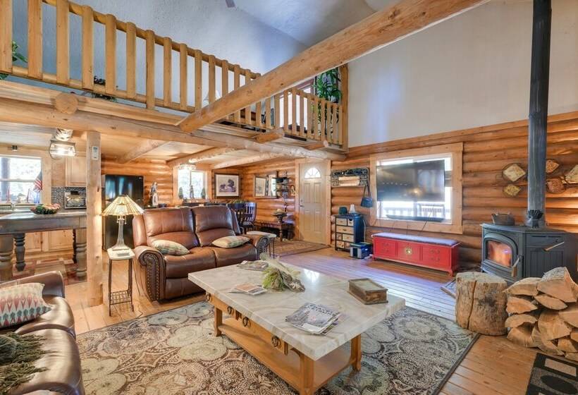 Philipsburg Log Cabin   Direct Bike Park Access!