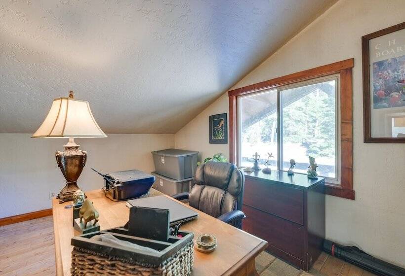 Philipsburg Log Cabin   Direct Bike Park Access!